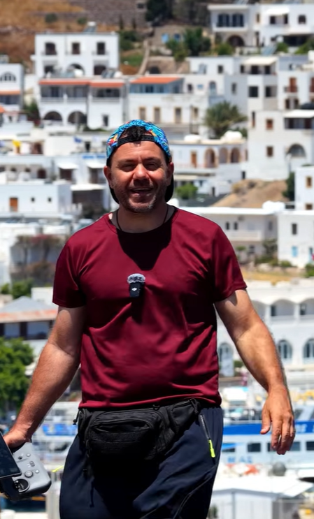 HAPPY TRAVELLER - PATMOS